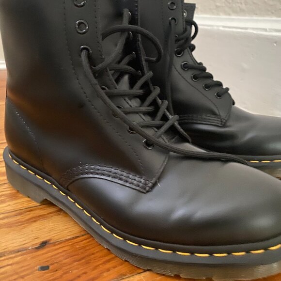 Dr. Martins Air Waves - Picture 7 of 14